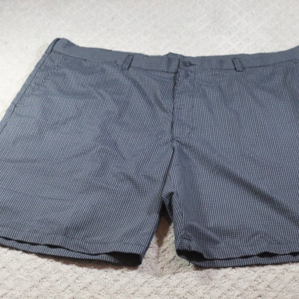PGA Tour Size 44x9 Plaid Golf Shorts